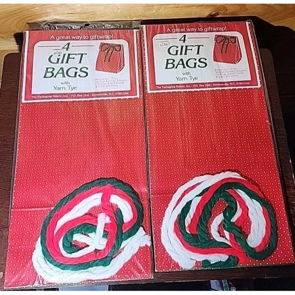 2 Packages Vintage Gift Bag With Yarn Made In USA